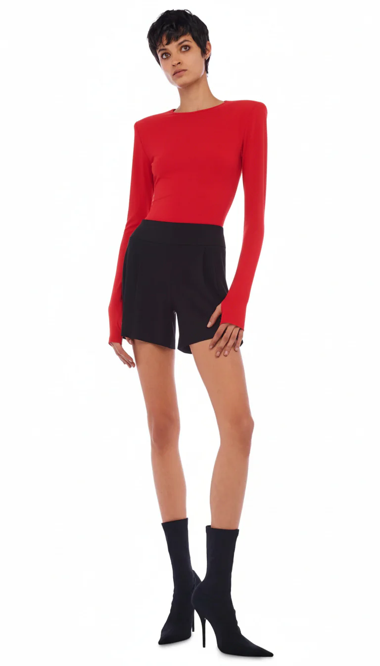 SHOULDER PAD CREW TOP