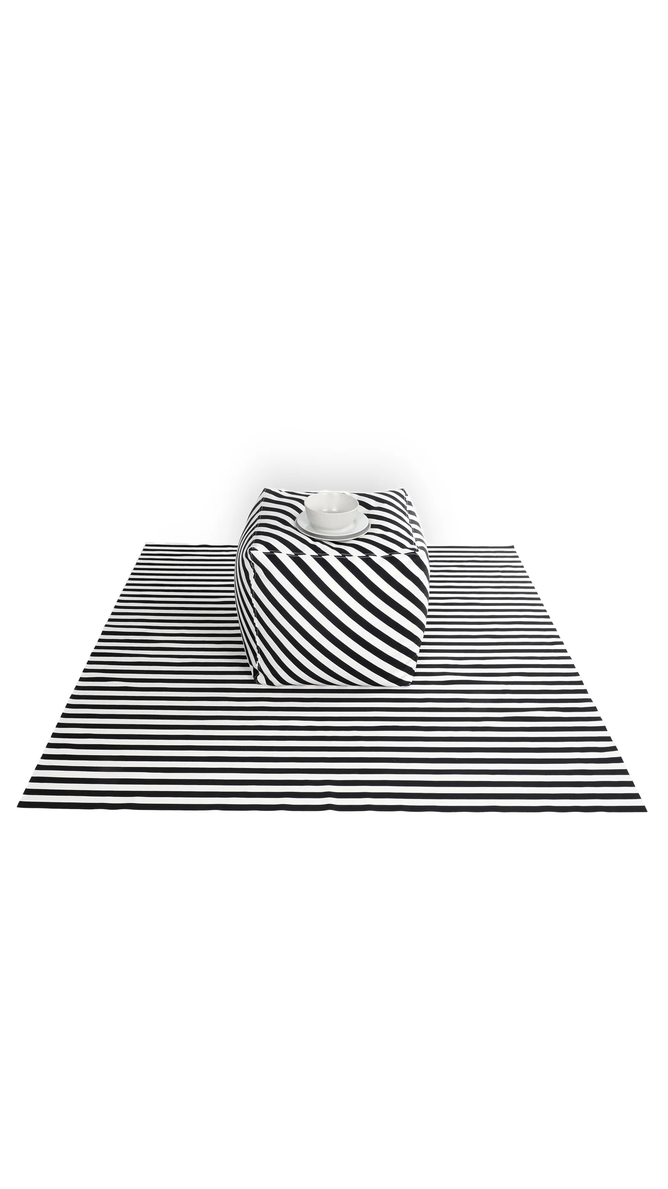 THE CARPET